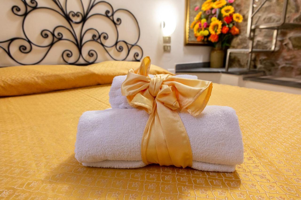 Via Mazzini - Francamaria Rooms Вернаца Екстериор снимка